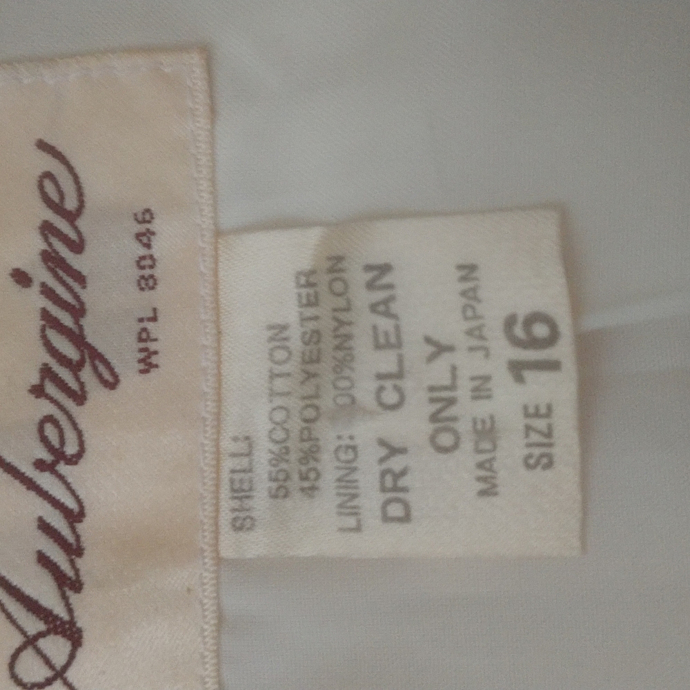 Blazer - Picture 6 of 6